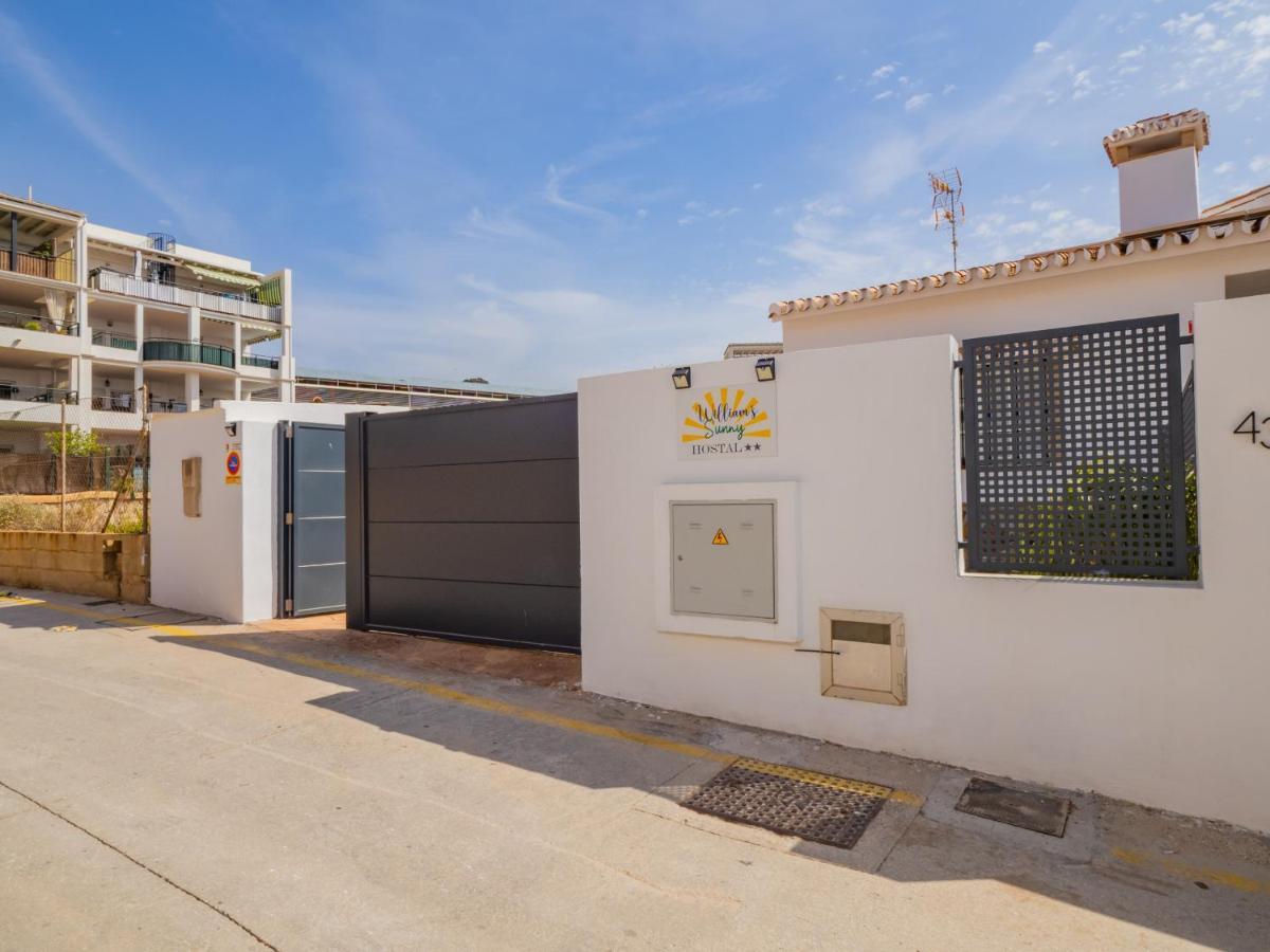 Cubo'S Hostal William'S Sunny 3 With Breakfast Torre de Benagalbon Exterior photo