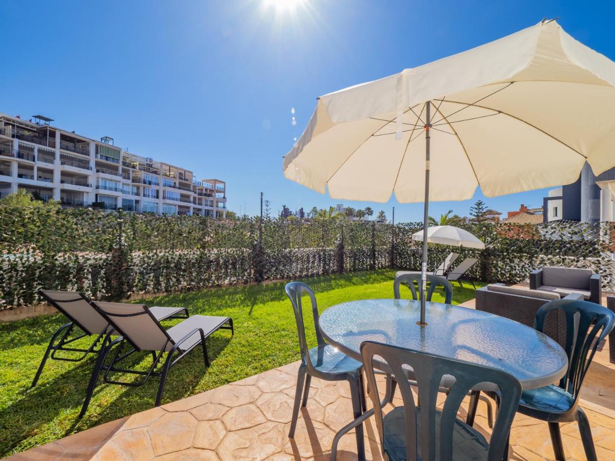 Cubo'S Hostal William'S Sunny 3 With Breakfast Torre de Benagalbon Exterior photo